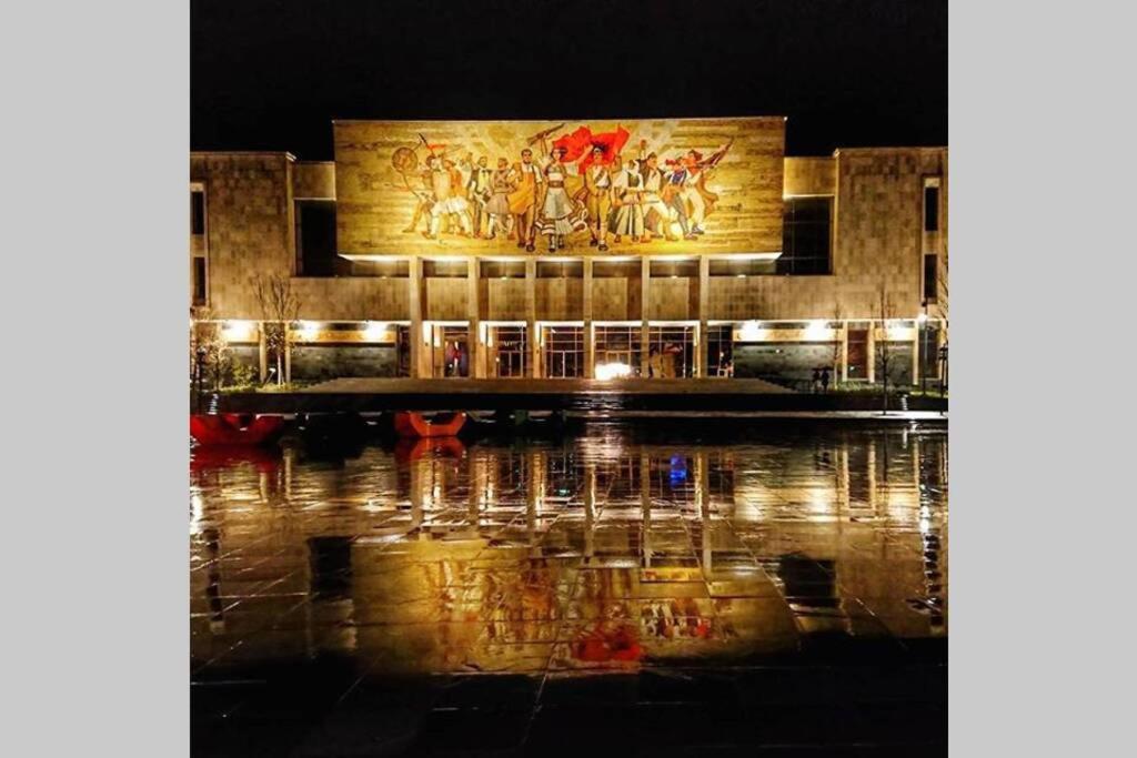 "Tata'S New Home!" Tirana Exterior foto