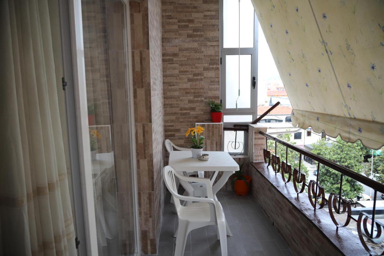 "Tata'S New Home!" Tirana Exterior foto