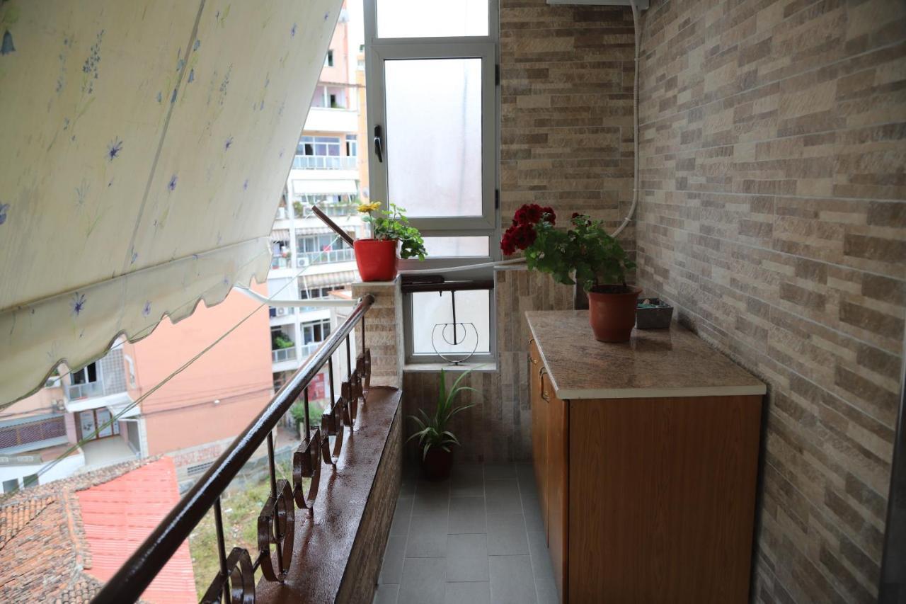 "Tata'S New Home!" Tirana Exterior foto